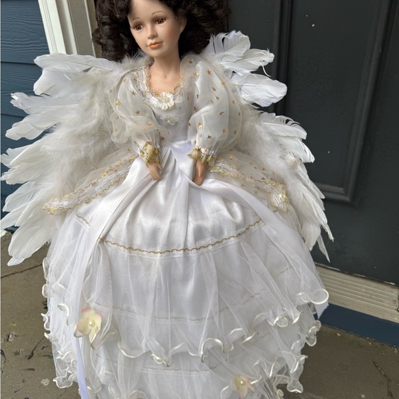 Hand Crafted White Angel Doll with Wings - Picture 4 of 7